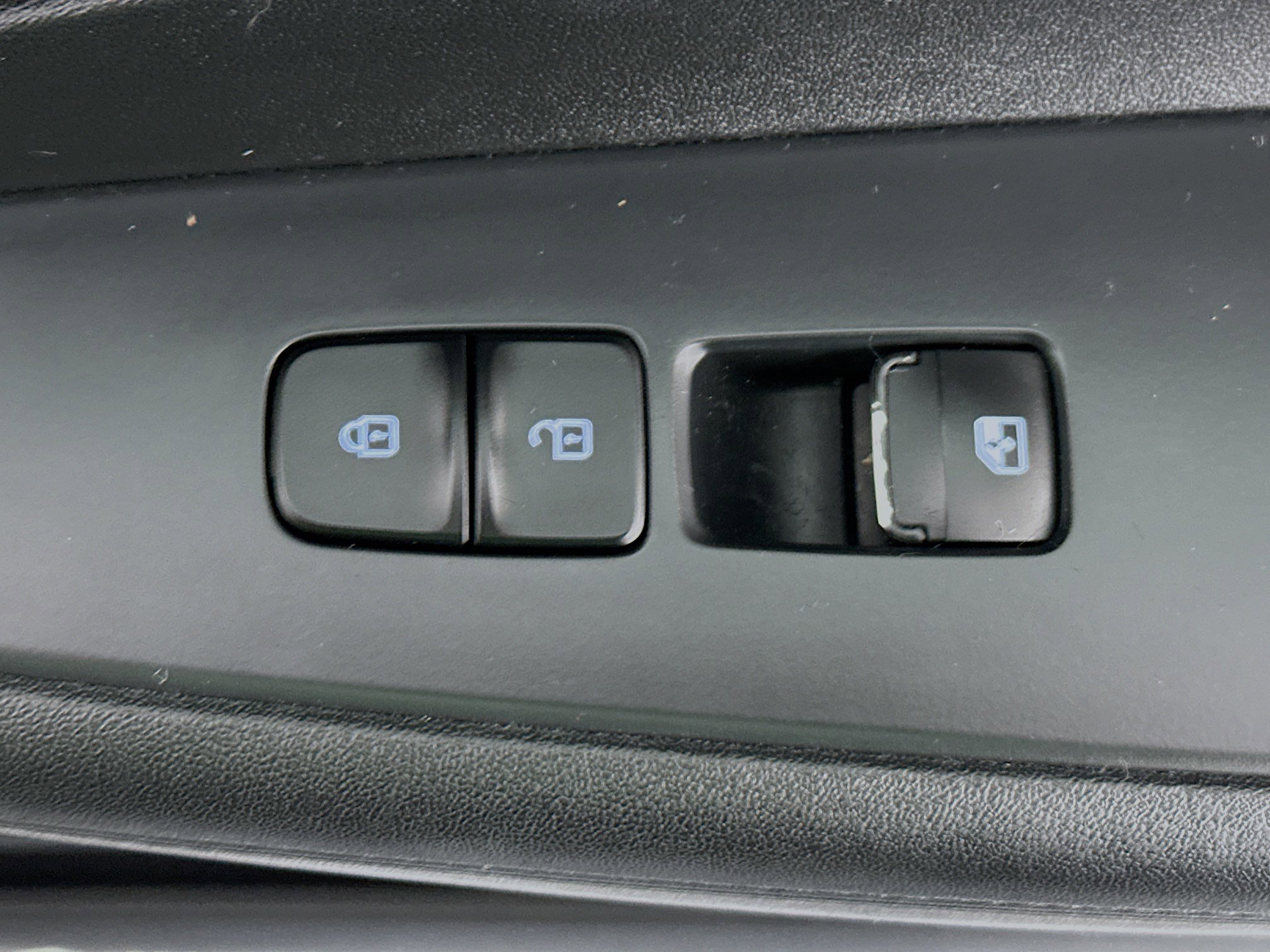 Used 2020 Hyundai Santa Fe SEL image 28