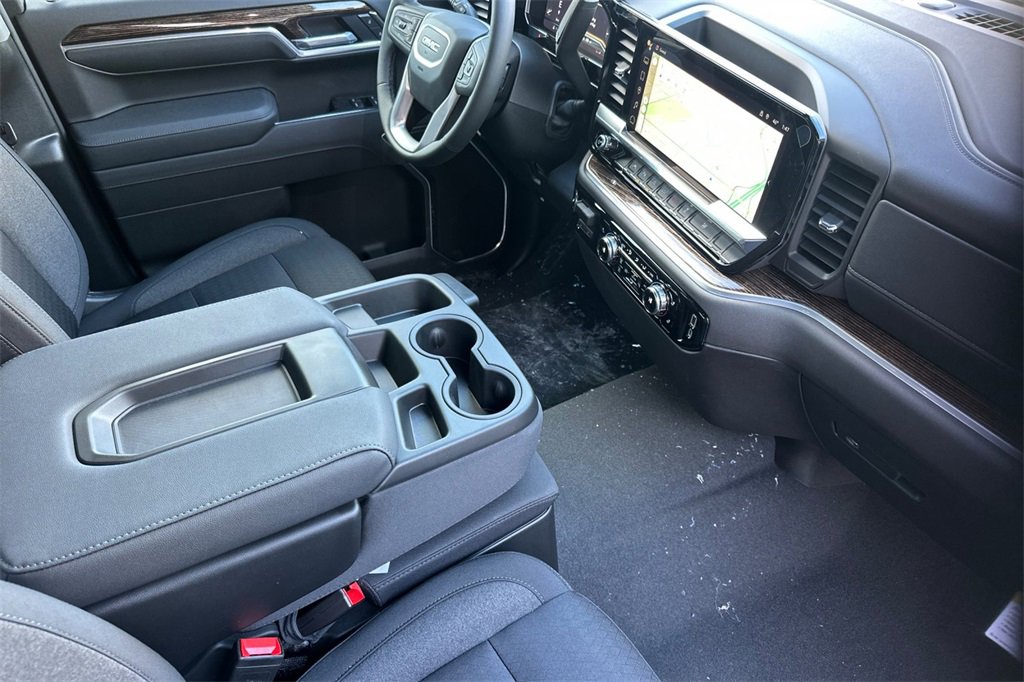 New 2025 GMC Sierra 1500 SLE w/ Preferred Package image 13