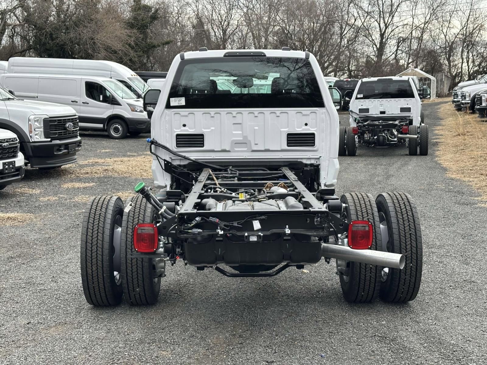 New 2025 Ford F550 4x4 Crew Cab Super Duty image 3