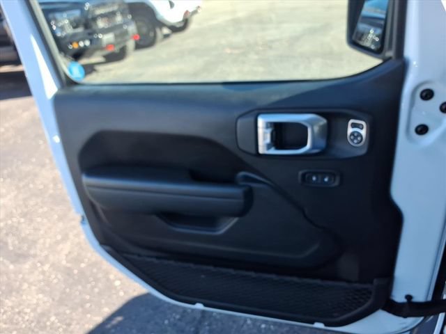 Used 2022 Jeep Wrangler Unlimited Sport AWD/4WD image 20