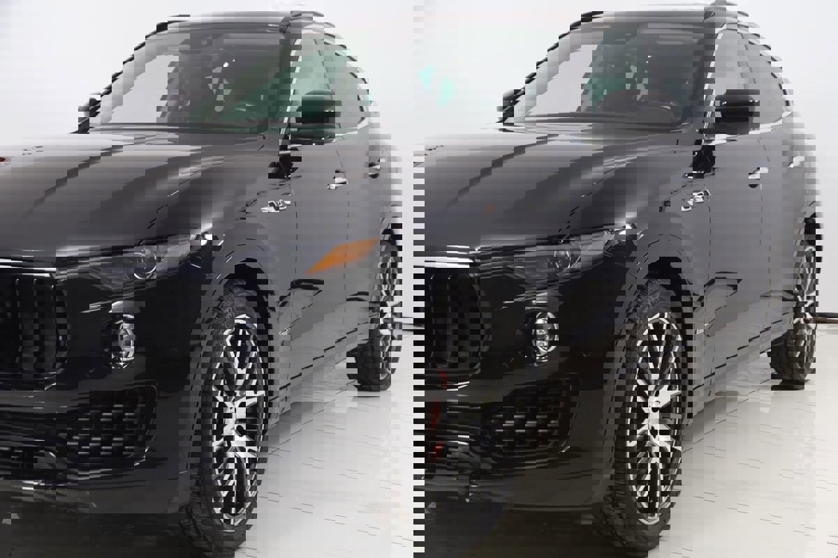 Used 2018 Maserati Levante S GranSport image 61