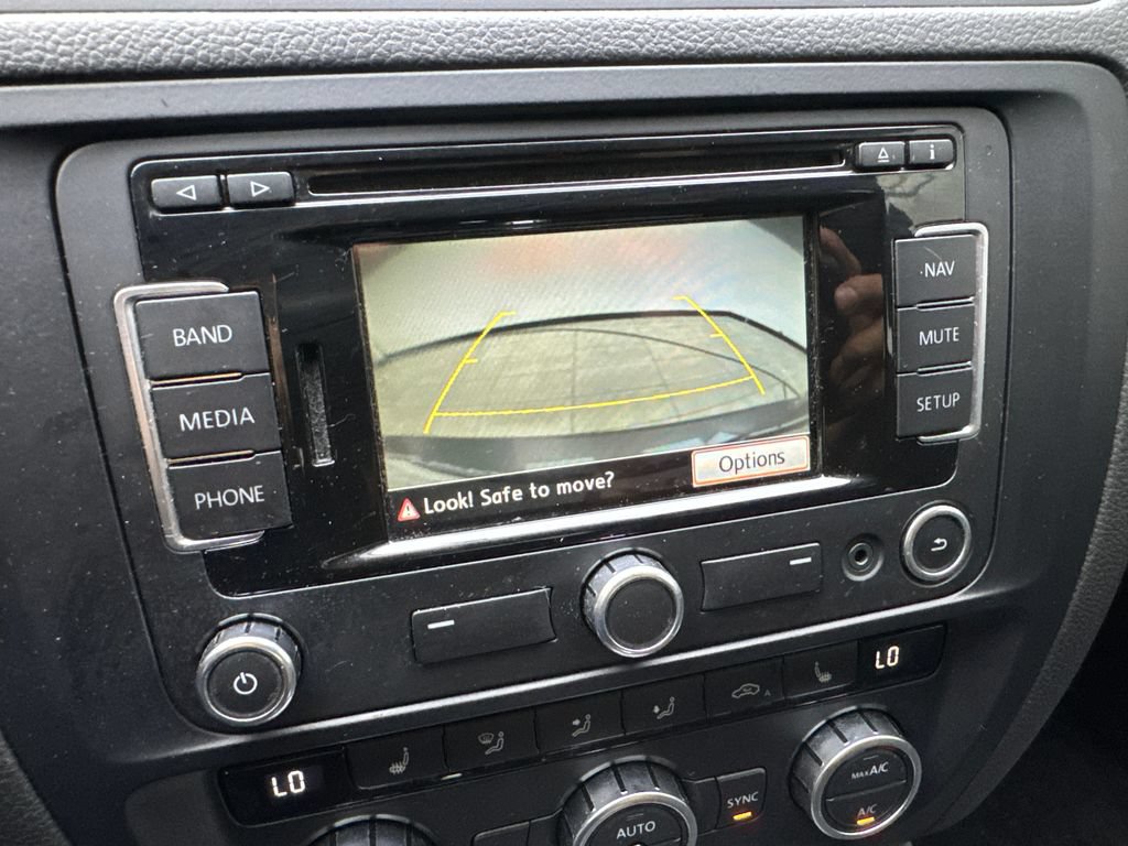 Used 2014 Volkswagen Jetta GLI Autobahn FWD image 55