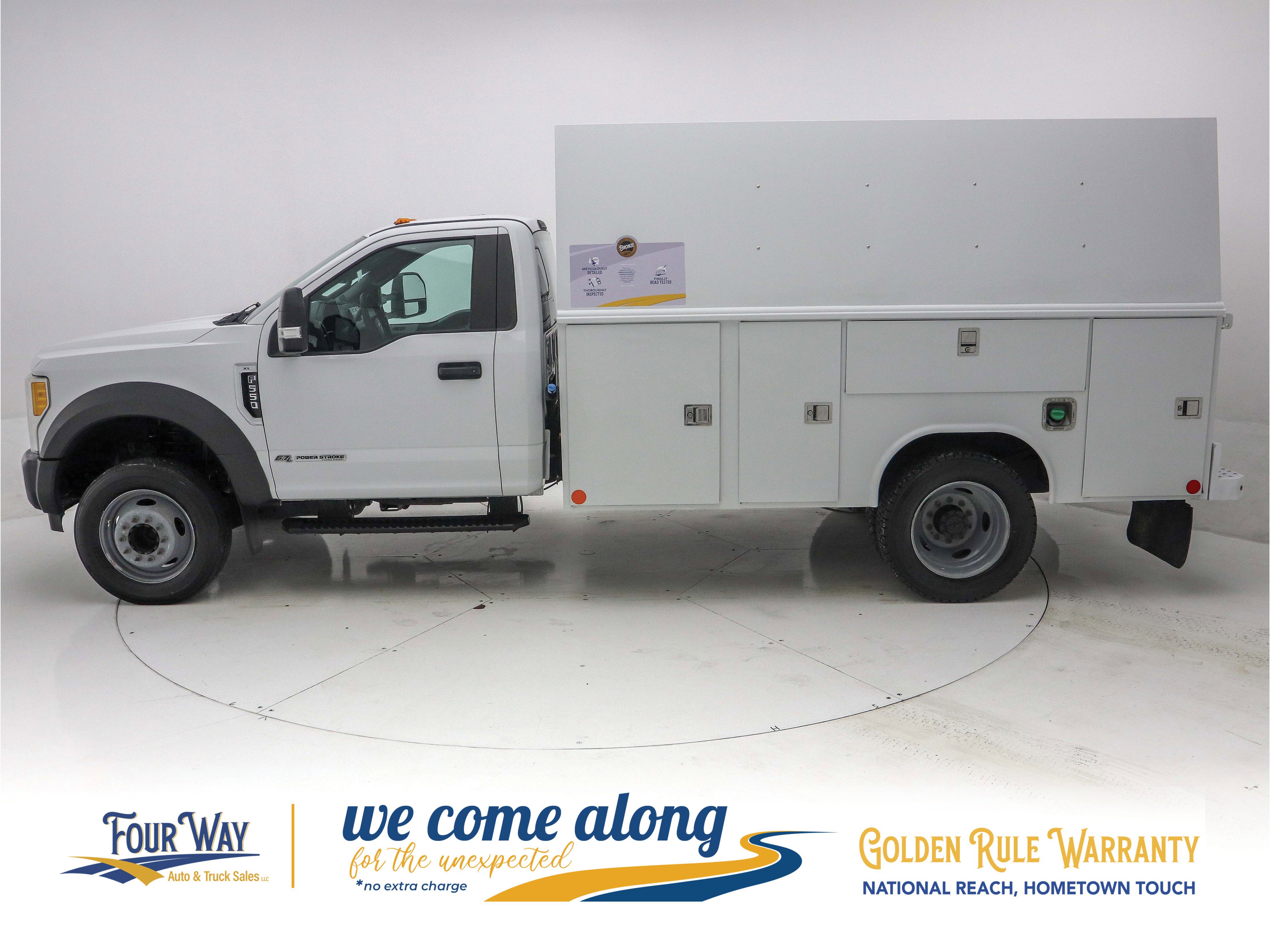 Used 2017 Ford F550 2WD Regular Cab Super Duty image 6