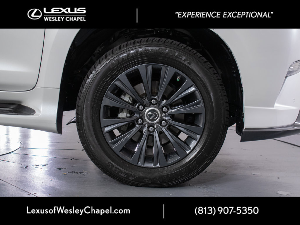 Certified 2023 Lexus GX 460 Luxury w/ Sport Design Package AWD/4WD image 3