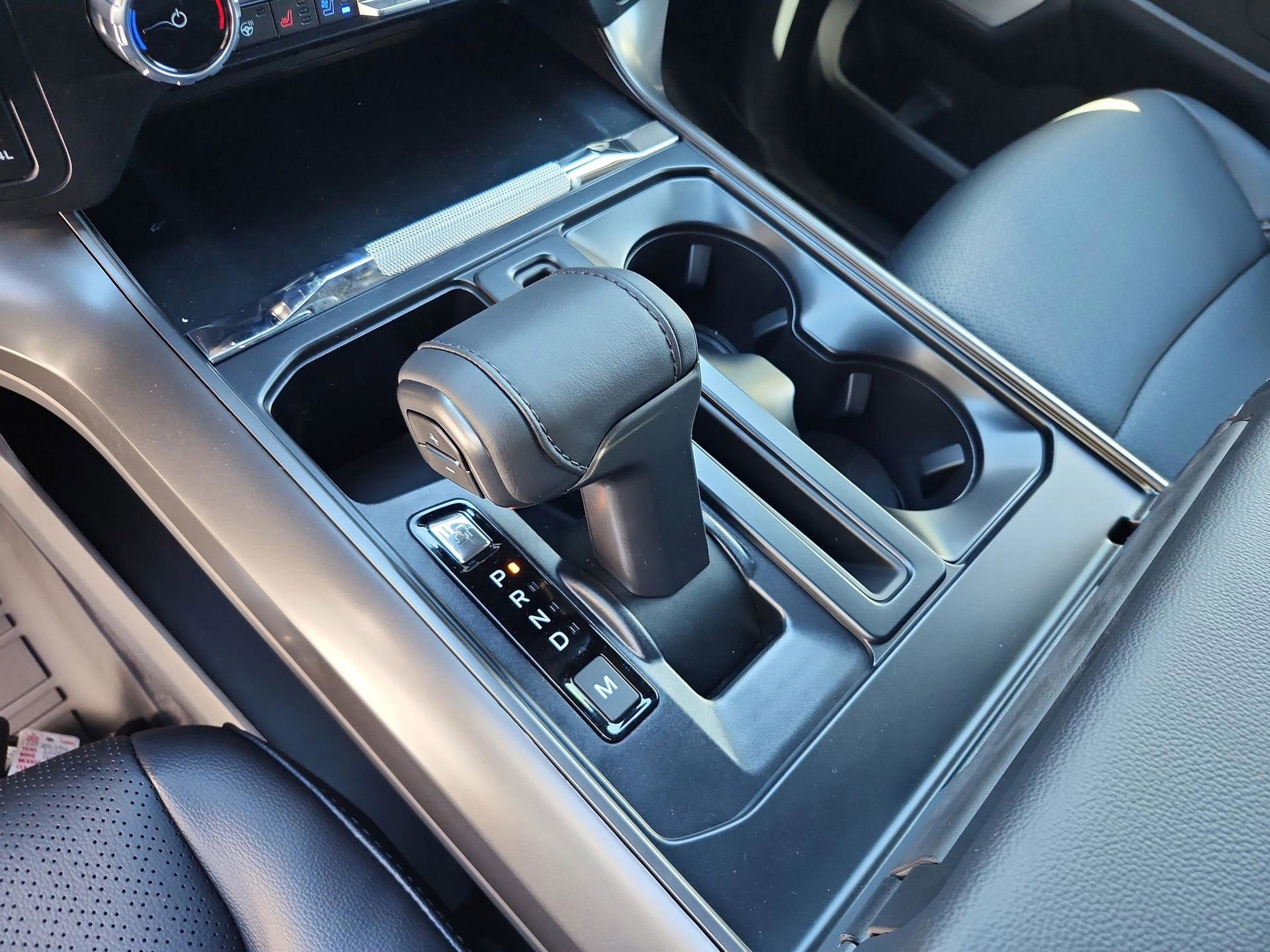 New 2025 Ford F150 Lariat w/ Equipment Group 502A High AWD/4WD image 15