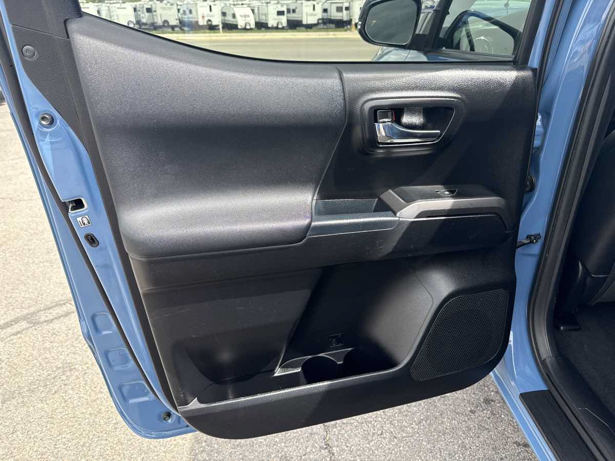 Used 2018 Toyota Tacoma 4x4 Double Cab image 20