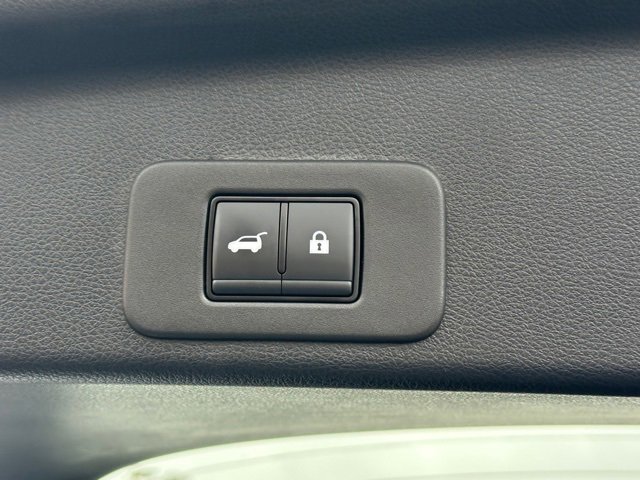 Certified 2025 Nissan Murano SL image 22