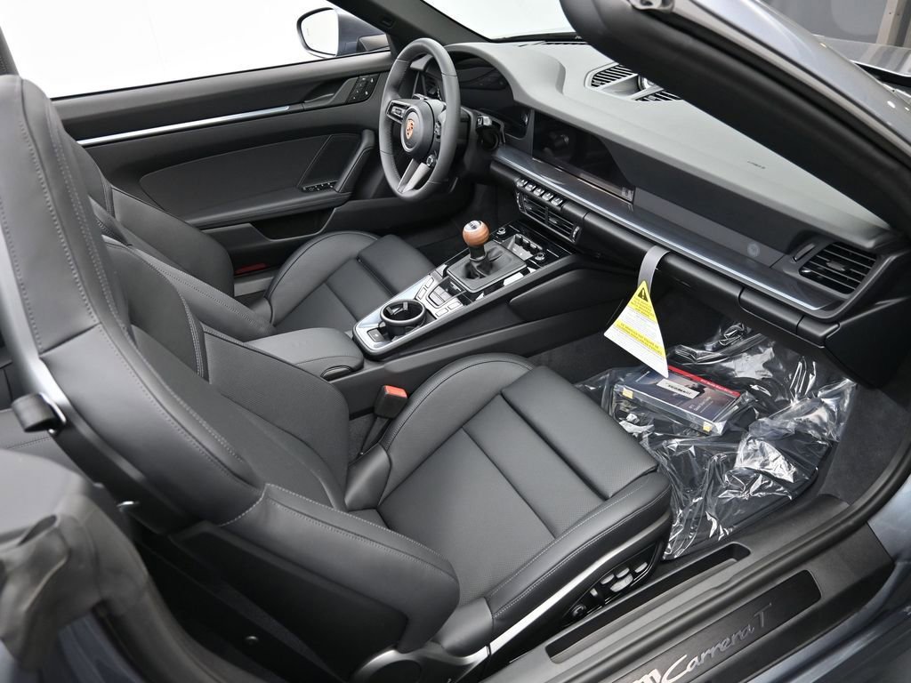 Certified 2026 Porsche 911 Carrera T RWD image 9