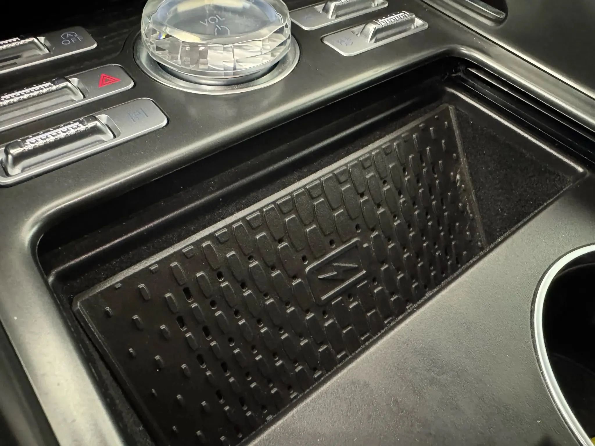 Used 2024 Lincoln Nautilus Reserve w/ Equipment Group 202A image 24