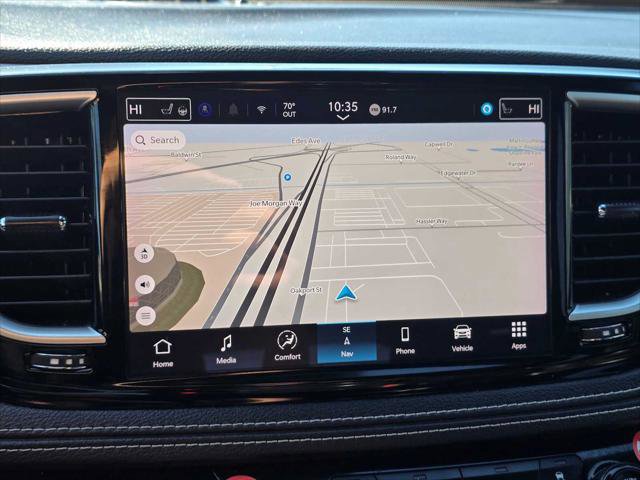 Used 2024 Chrysler Pacifica Limited image 28