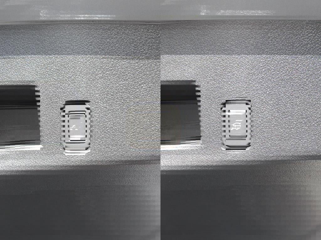 New 2025 Chevrolet Traverse LT image 30