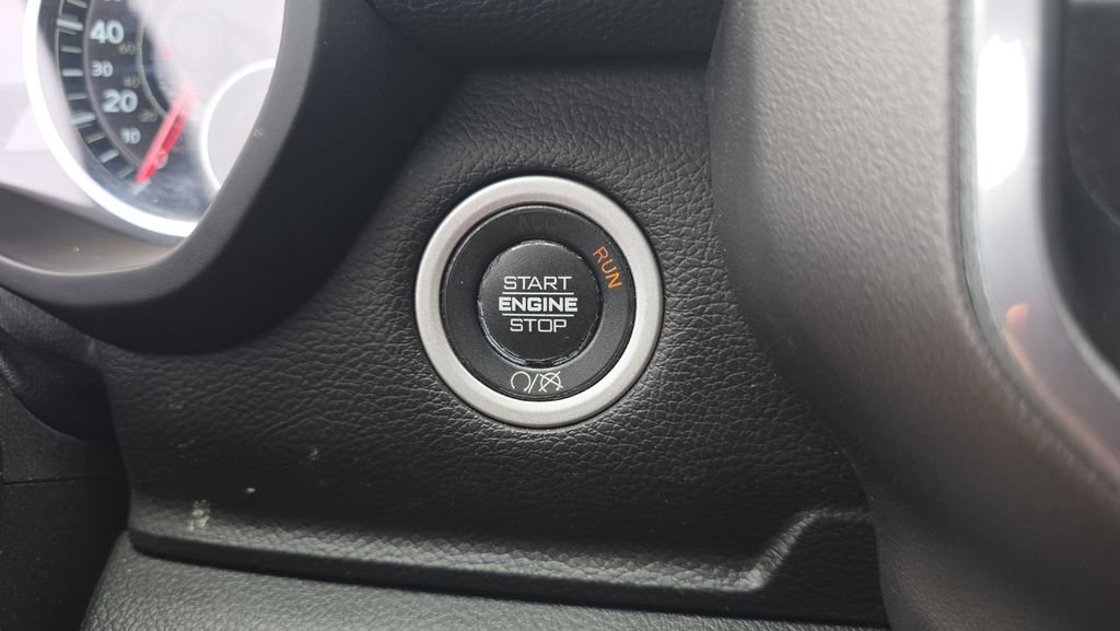 Used 2020 RAM 2500 Laramie w/ Night Edition AWD/4WD image 24