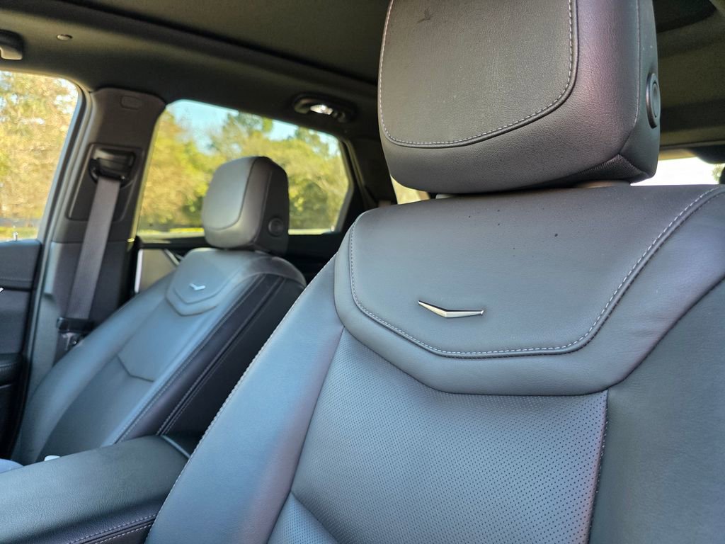 Used 2025 Cadillac XT5 Premium Luxury image 13