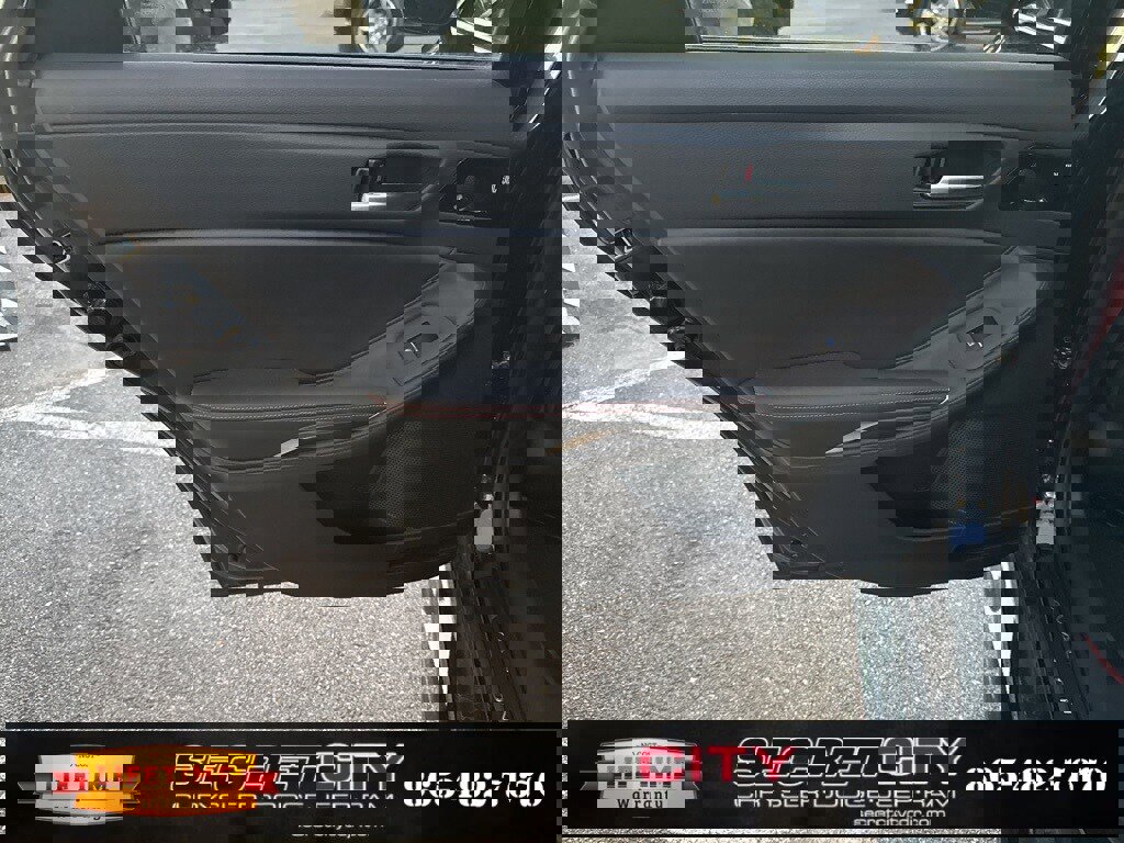 Used 2021 Toyota Avalon TRD image 19