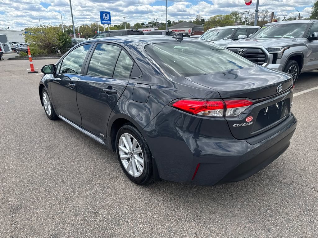 Used 2025 Toyota Corolla LE w/ LE Premium Package AWD/4WD image 9