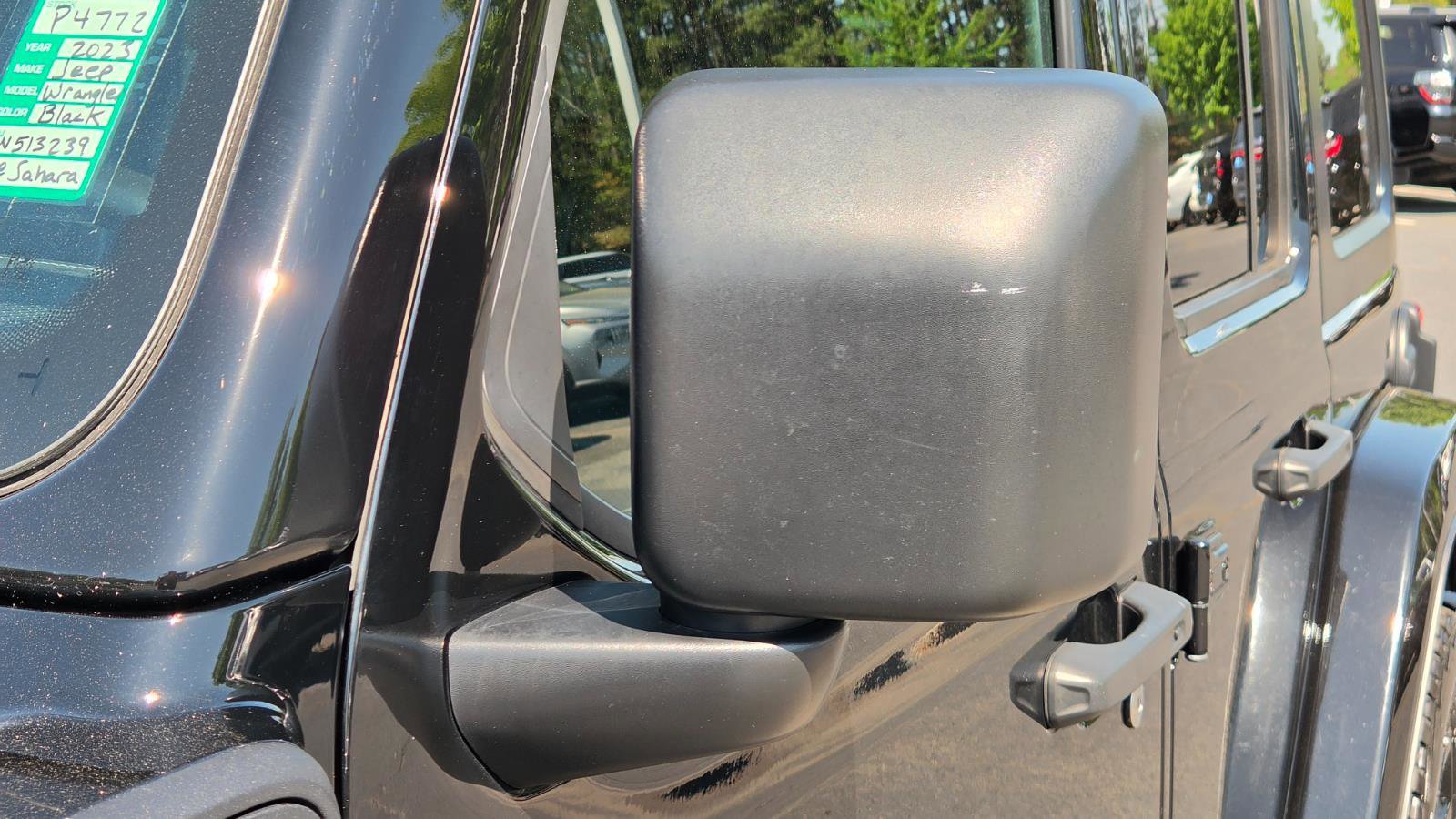 Used 2023 Jeep Wrangler Sahara w/ Cold Weather Group image 21