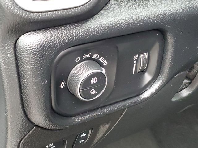 Used 2021 RAM 1500 Big Horn image 10