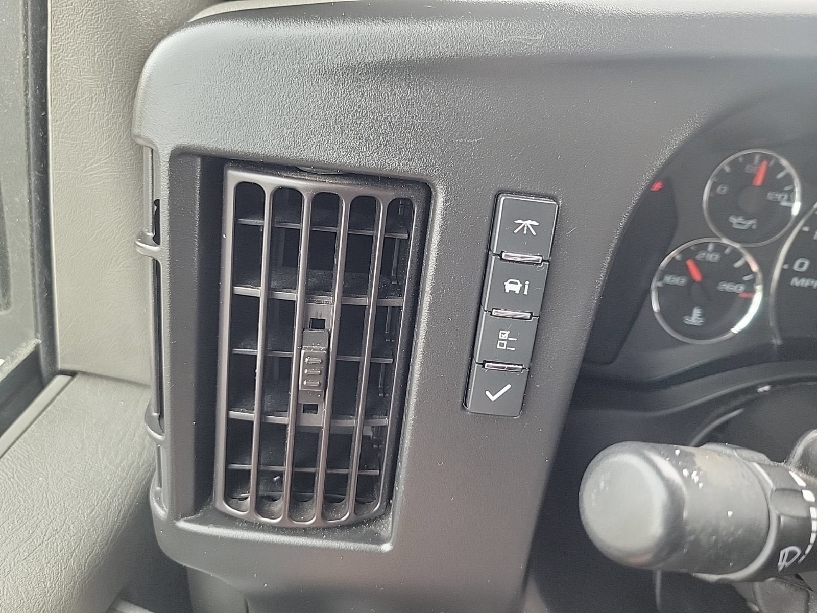 Used 2023 GMC Savana 3500 w/ Power Convenience Package RWD image 18