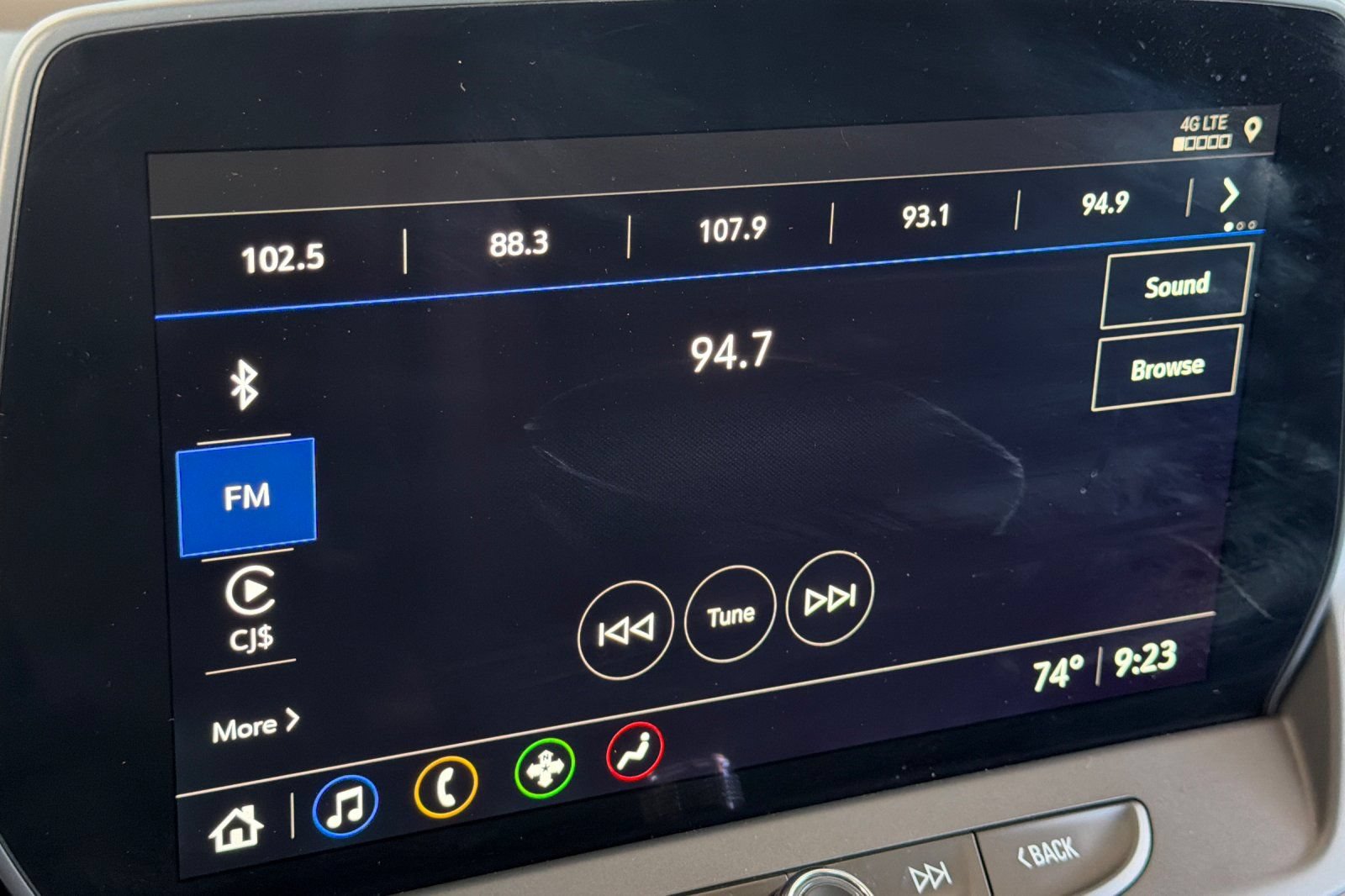 Used 2023 Chevrolet Blazer LT w/ Midnight/Sport Edition FWD image 21