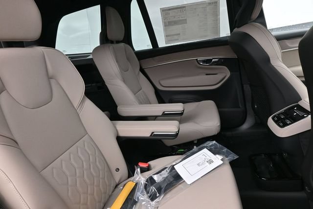 New 2027 Volvo XC90 B6 Plus AWD/4WD image 34