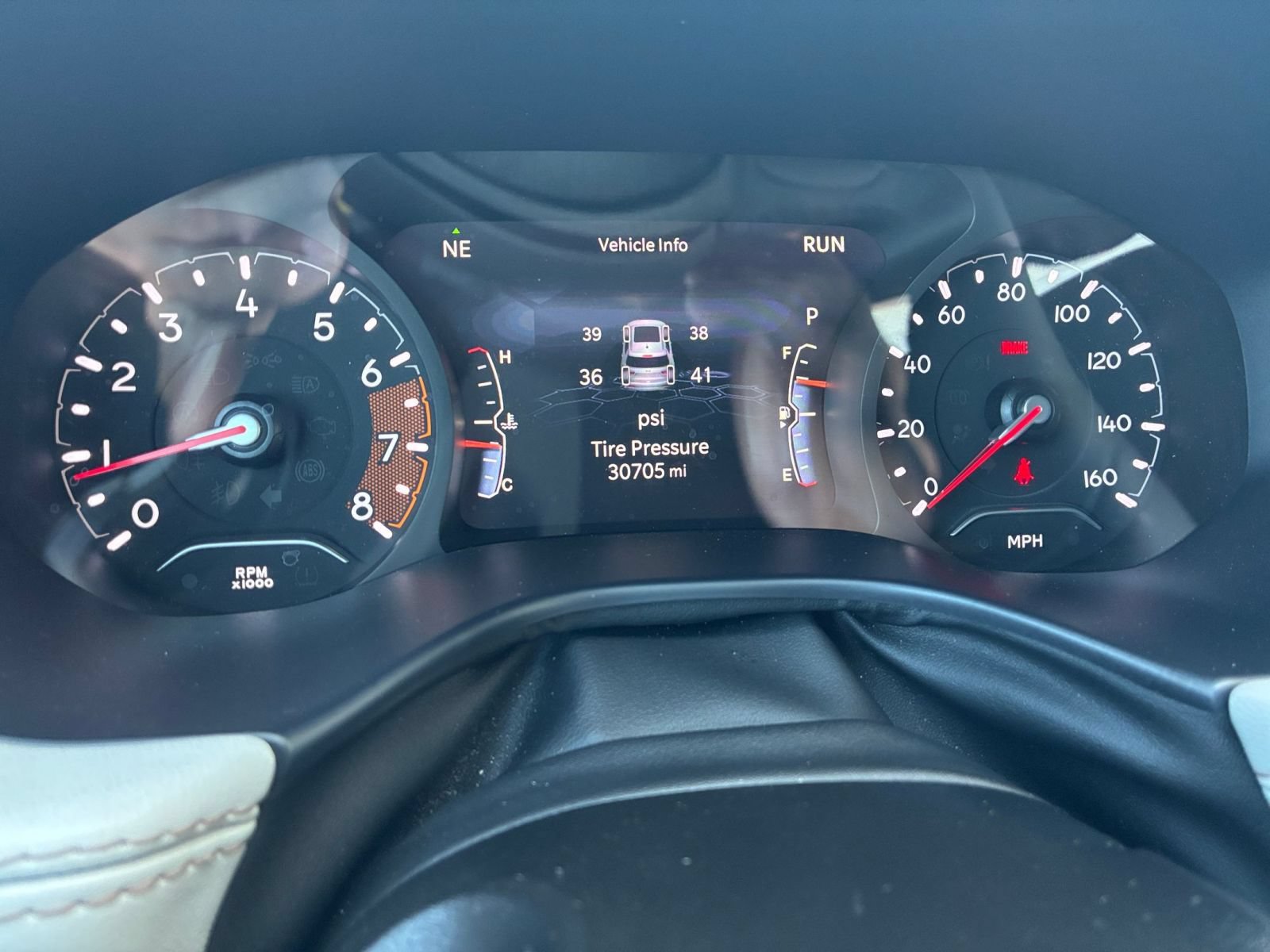 Used 2025 Jeep Compass Limited AWD/4WD image 40