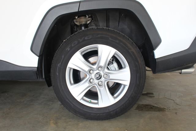 Used 2019 Toyota RAV4 XLE FWD image 26