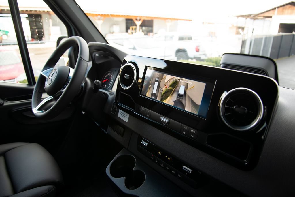 New 2026 Mercedes-Benz Sprinter 2500 image 15