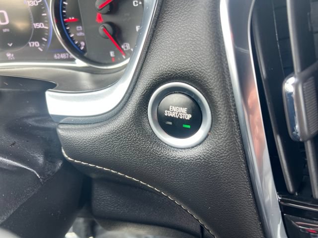 Used 2022 Chevrolet Traverse Premier AWD/4WD image 32