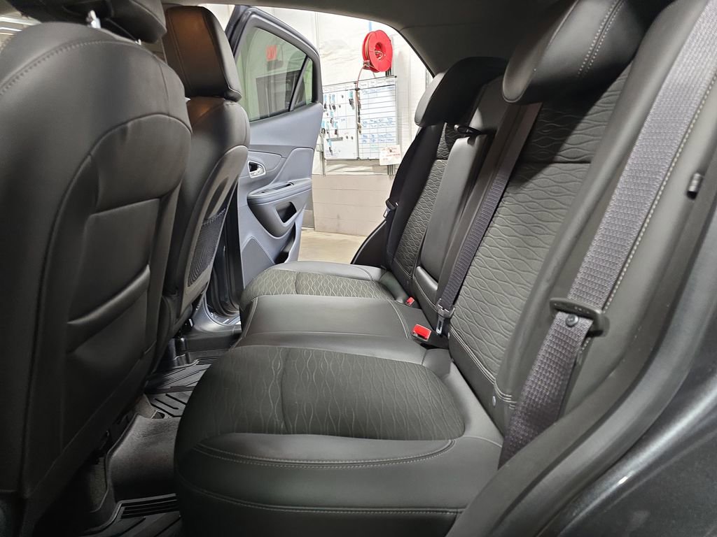 Used 2016 Buick Encore Convenience FWD image 14
