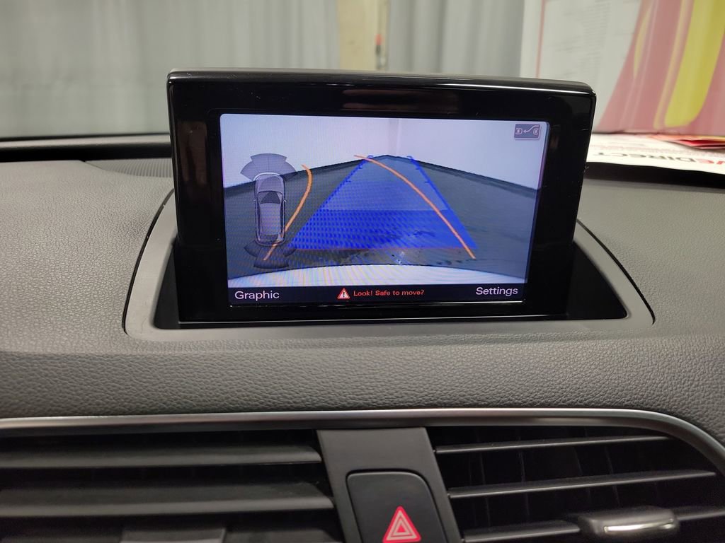 Used 2018 Audi Q3 2.0T Premium Plus w/ Premium Plus Package image 18