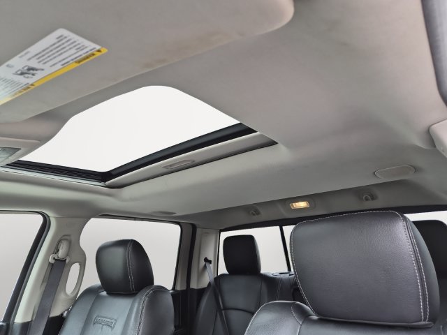 Used 2015 RAM 1500 Laramie w/ Convenience Group AWD/4WD image 12