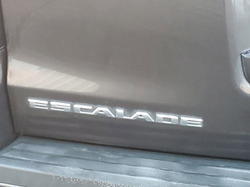 Used 2016 Cadillac Escalade ESV Premium image 7