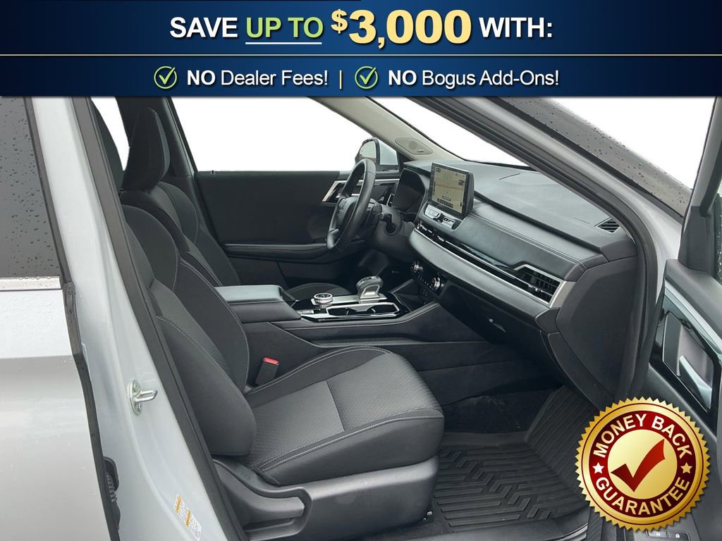 Used 2025 Mitsubishi Outlander ES image 22