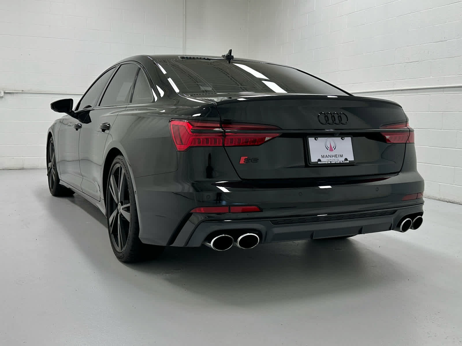 Used 2023 Audi S6 Premium Plus w/ Premium Plus Package AWD/4WD image 8