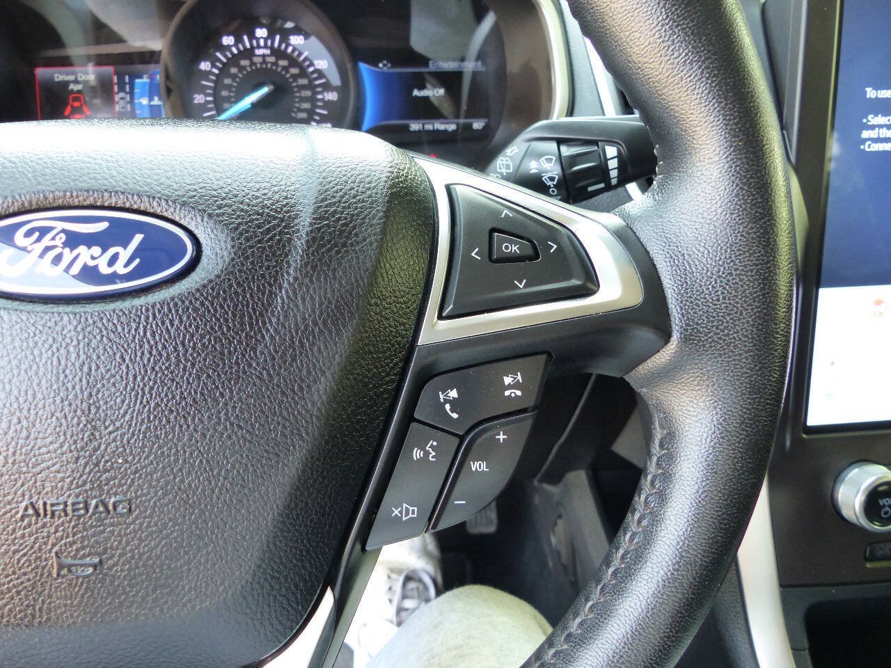 Used 2021 Ford Edge SEL w/ Convenience Package AWD/4WD image 27
