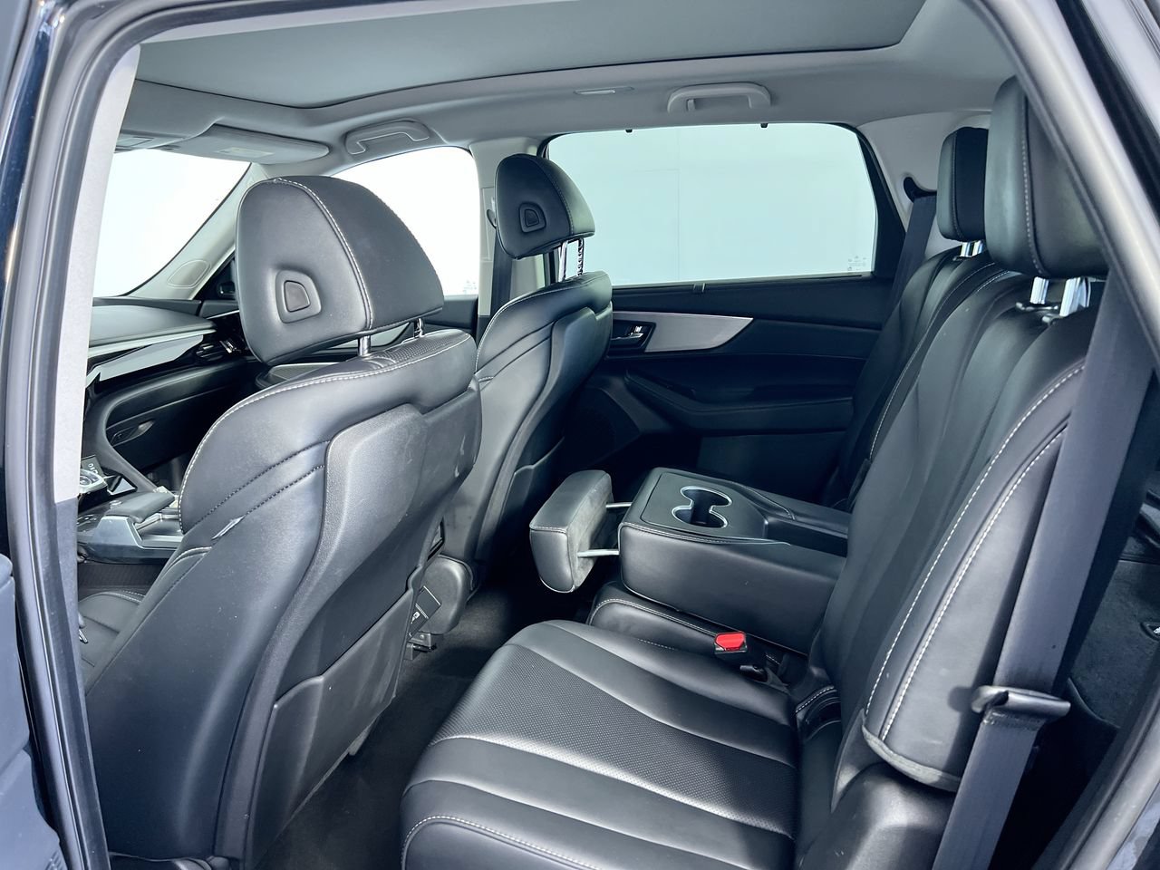 Used 2023 Acura MDX FWD w/ Technology Package image 24