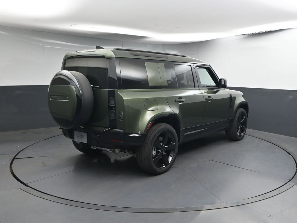 New 2026 Land Rover Defender 110 X-Dynamic SE AWD/4WD image 22