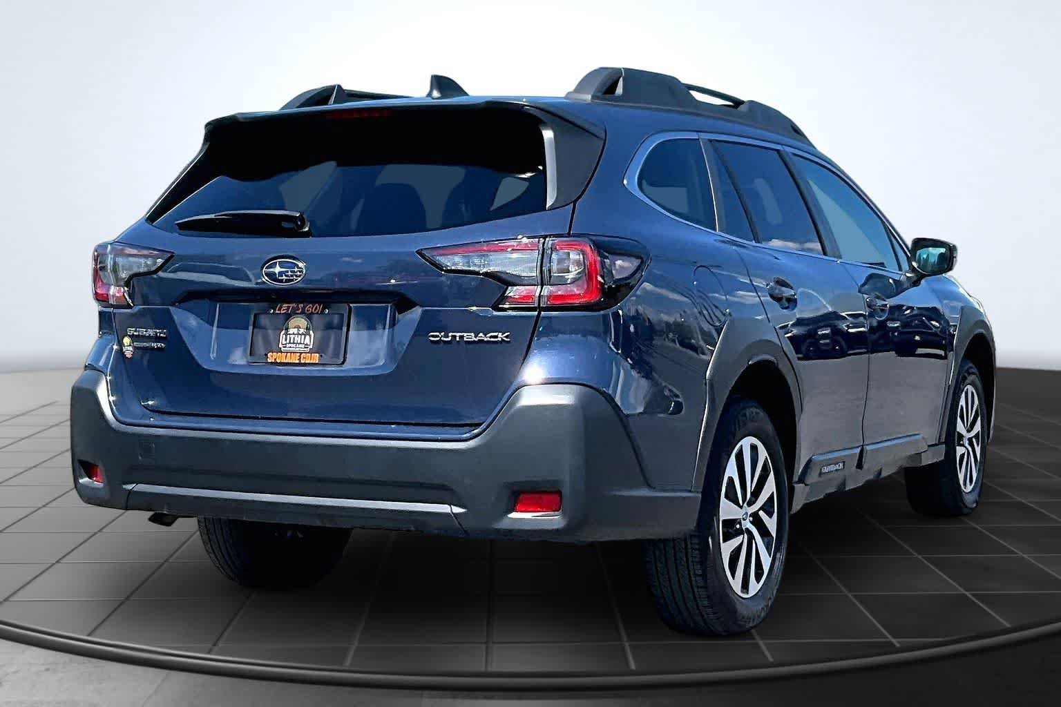 Used 2025 Subaru Outback Premium AWD/4WD image 23