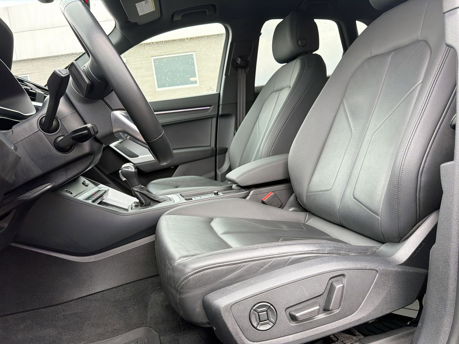 Used 2021 Audi Q3 2.0T Premium Plus w/ Premium Plus Package AWD/4WD image 22