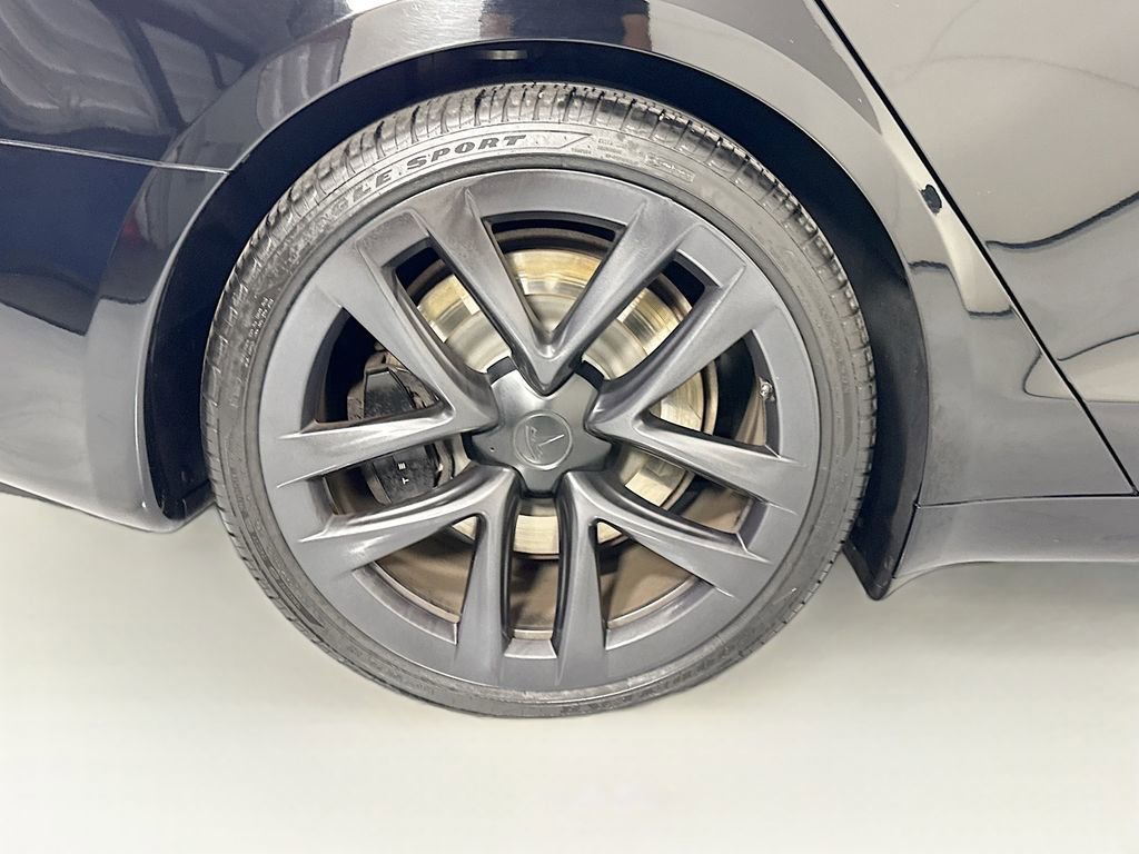 Used 2023 Tesla Model S Standard Range image 34