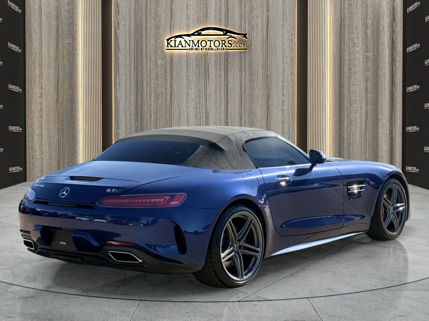 Used 2019 Mercedes-Benz AMG GT C image 9