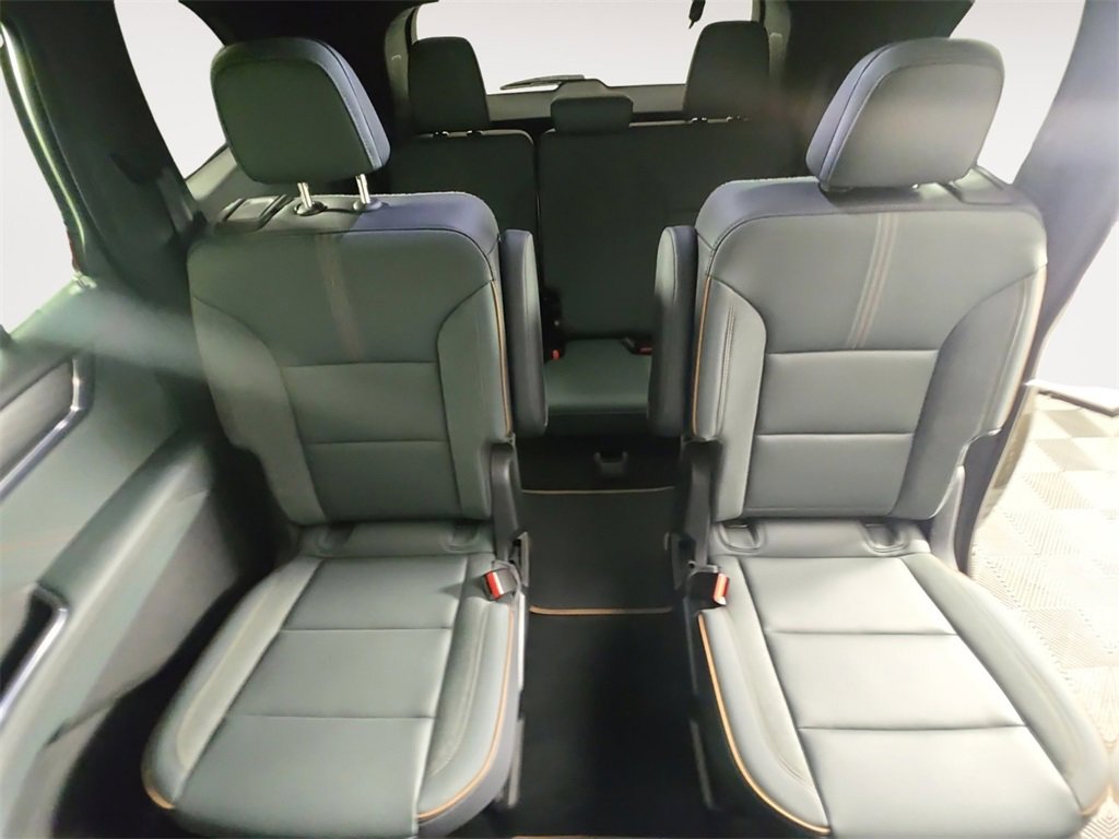 Certified 2025 GMC Acadia AT4 image 13