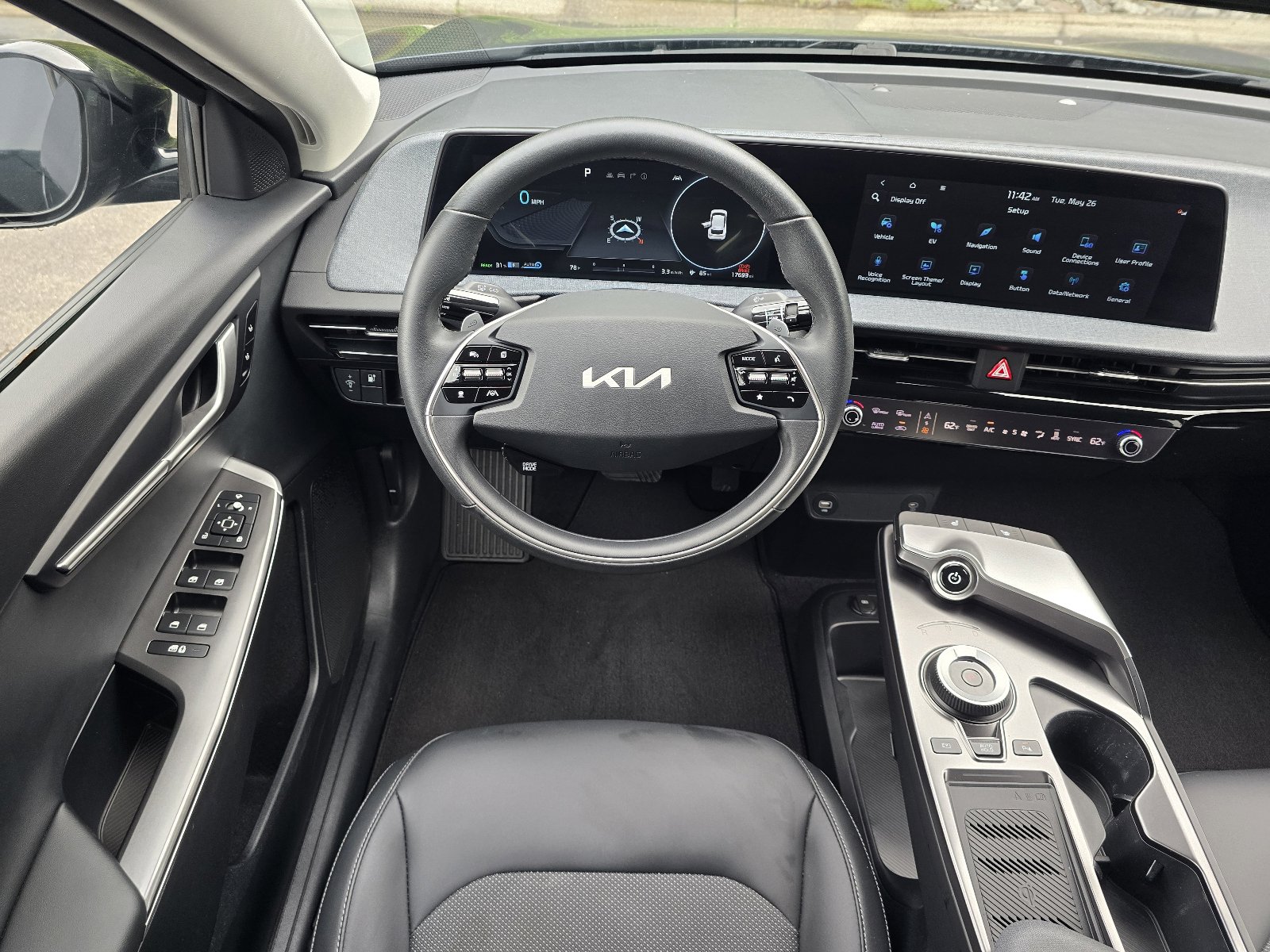 Used 2024 Kia EV6 Light RWD image 12