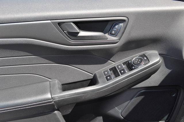Used 2023 Ford Escape Active AWD/4WD image 12