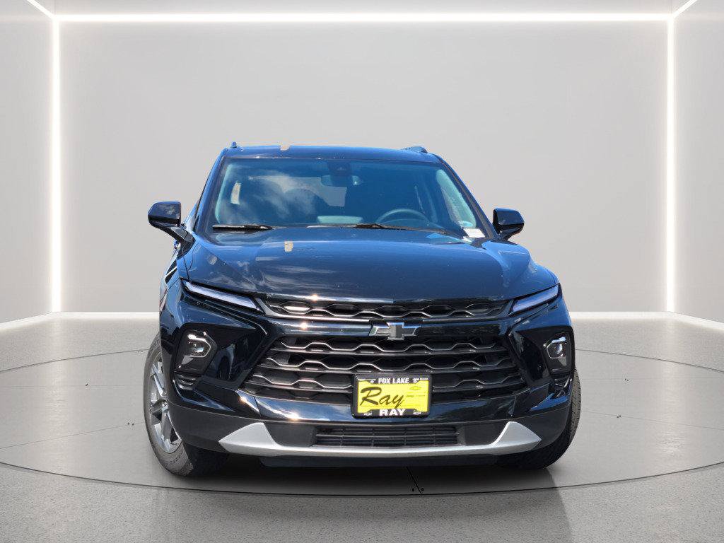 New 2026 Chevrolet Blazer LT w/ Convenience Package FWD image 2