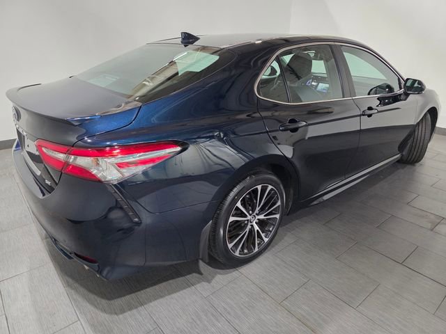 Used 2019 Toyota Camry SE w/ Convenience Package image 5