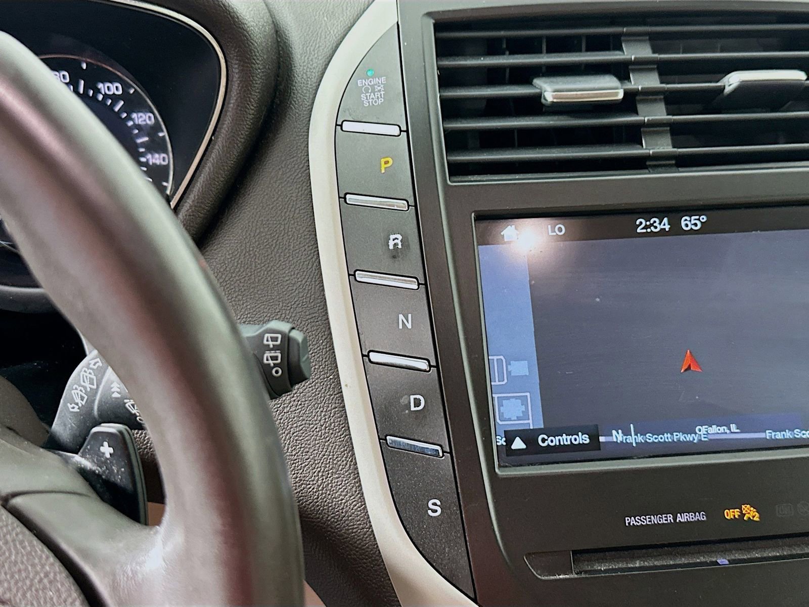 Used 2018 Lincoln MKC Reserve w/ Lincoln MKC Climate Package FWD image 17