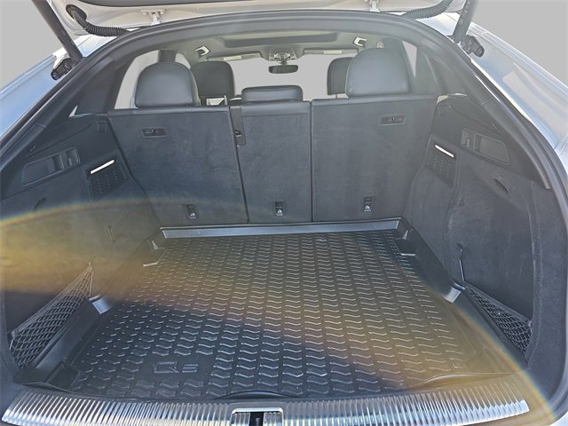 Used 2023 Audi SQ5 Premium Plus w/ Premium Plus Package image 12