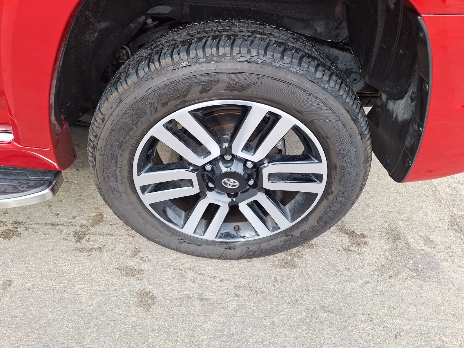 Used 2024 Toyota 4Runner Limited image 11