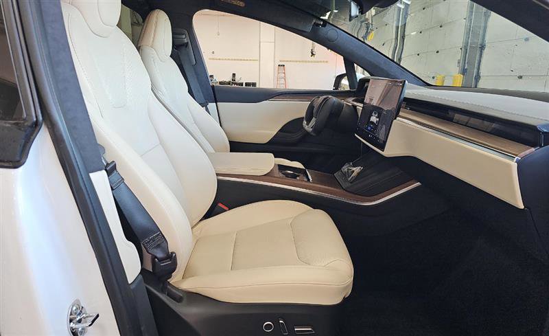 Used 2022 Tesla Model X AWD/4WD image 6